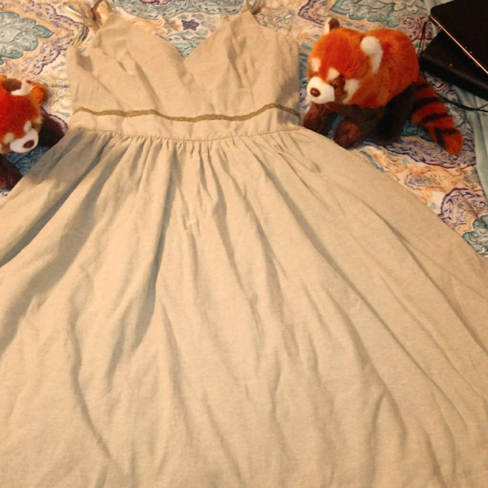 Lindy Bop Sage Green Honor dress - Picture 3 of 13